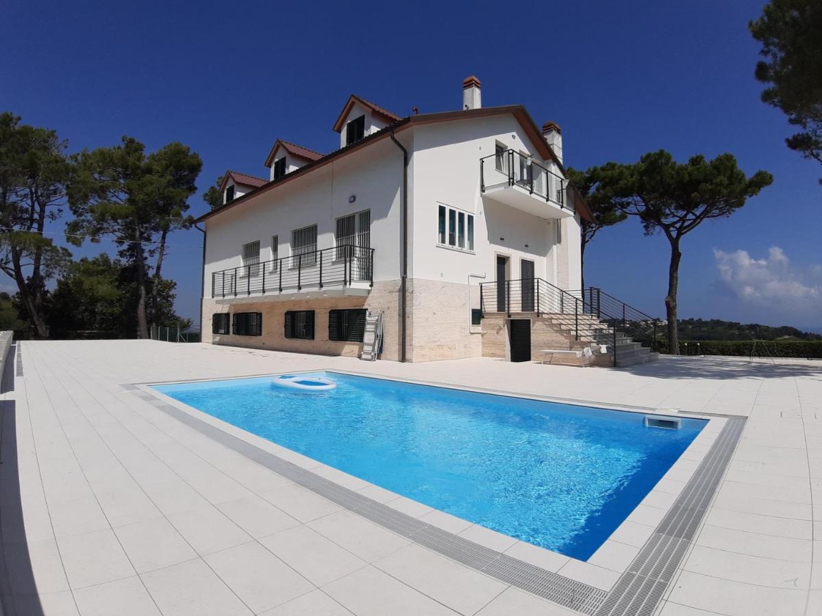 Villa De Ruschi Montacuto エクステリア 写真