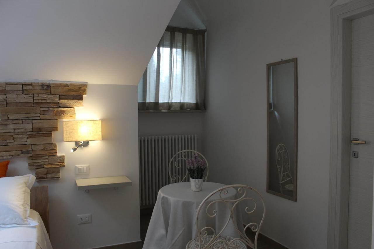 Villa De Ruschi Montacuto エクステリア 写真