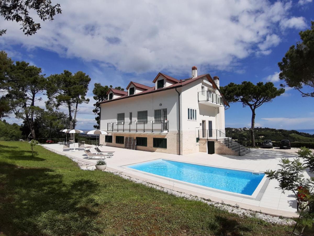 Villa De Ruschi Montacuto エクステリア 写真