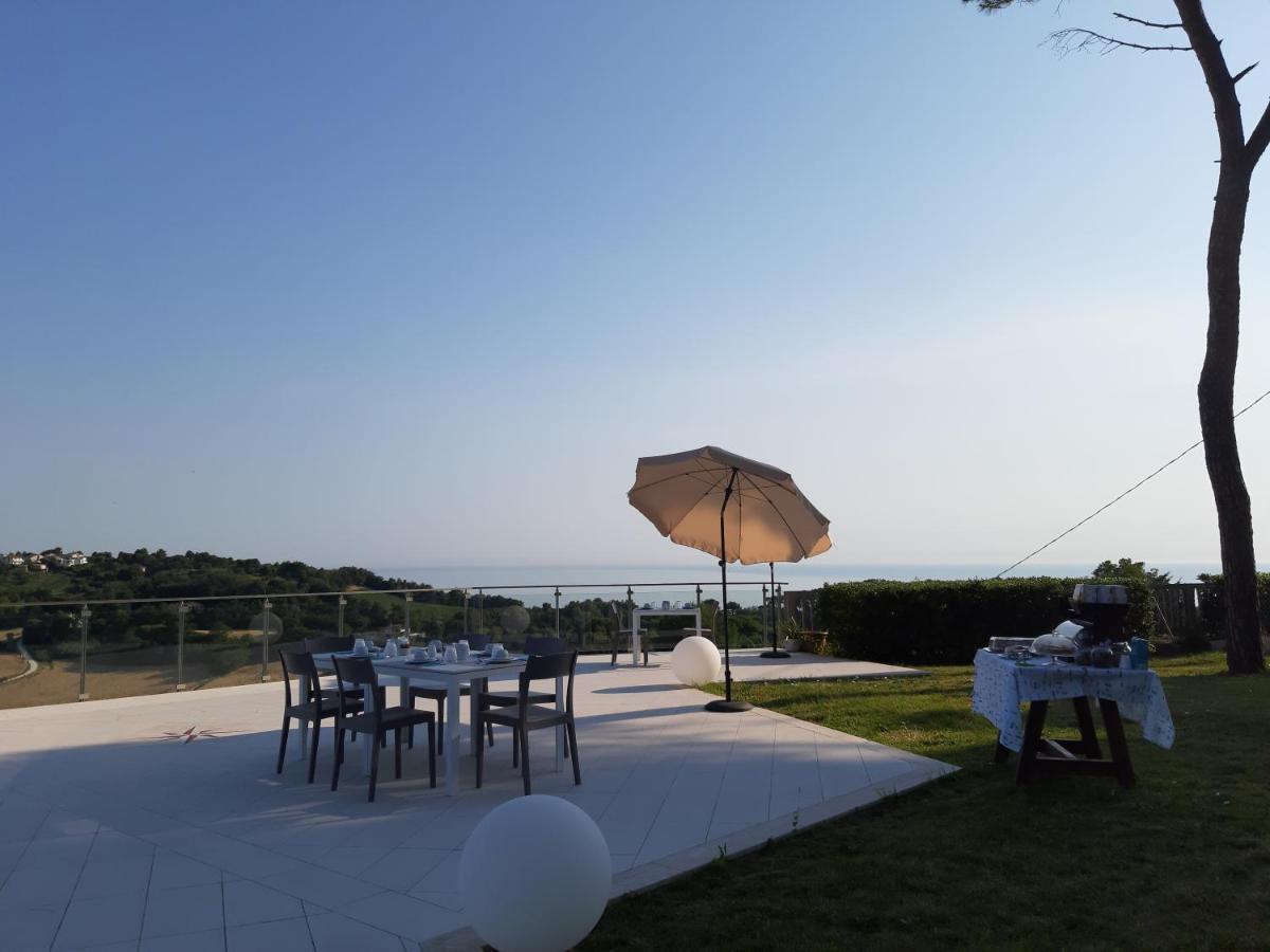 Villa De Ruschi Montacuto エクステリア 写真