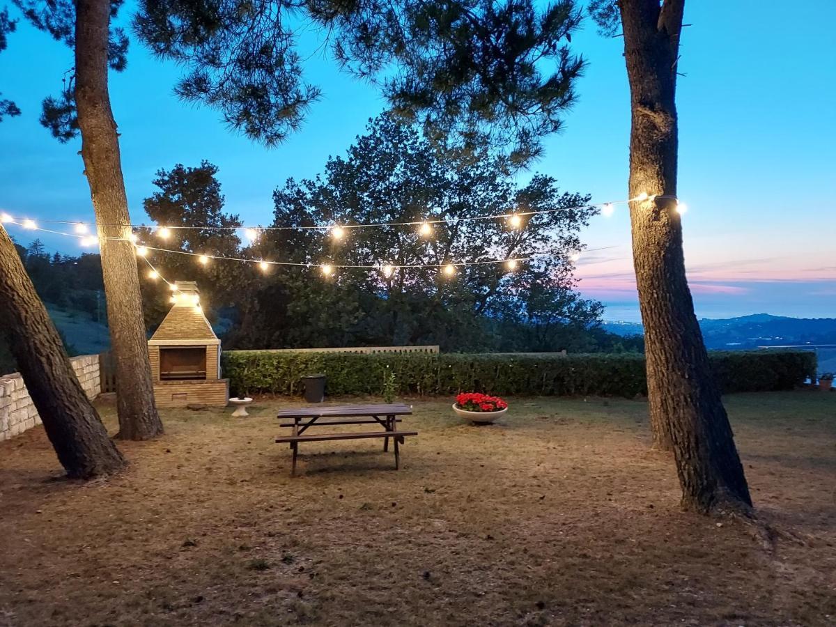 Villa De Ruschi Montacuto エクステリア 写真